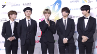 TOMORROW X TOGETHER(TXT)