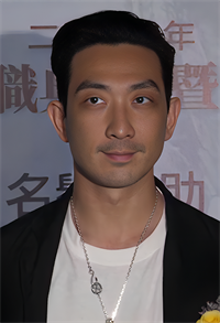 李璨琛