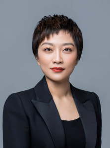 璩静