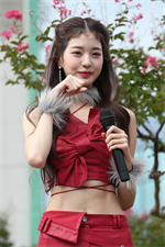 张员瑛