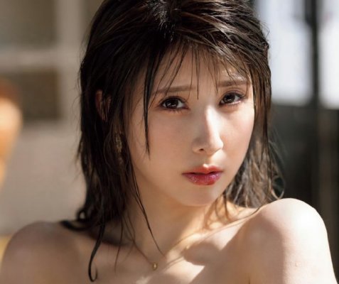 松咲那奈（まつざきなな / Matsuzaki Nana）